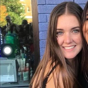 Meet your Posher, Jenna